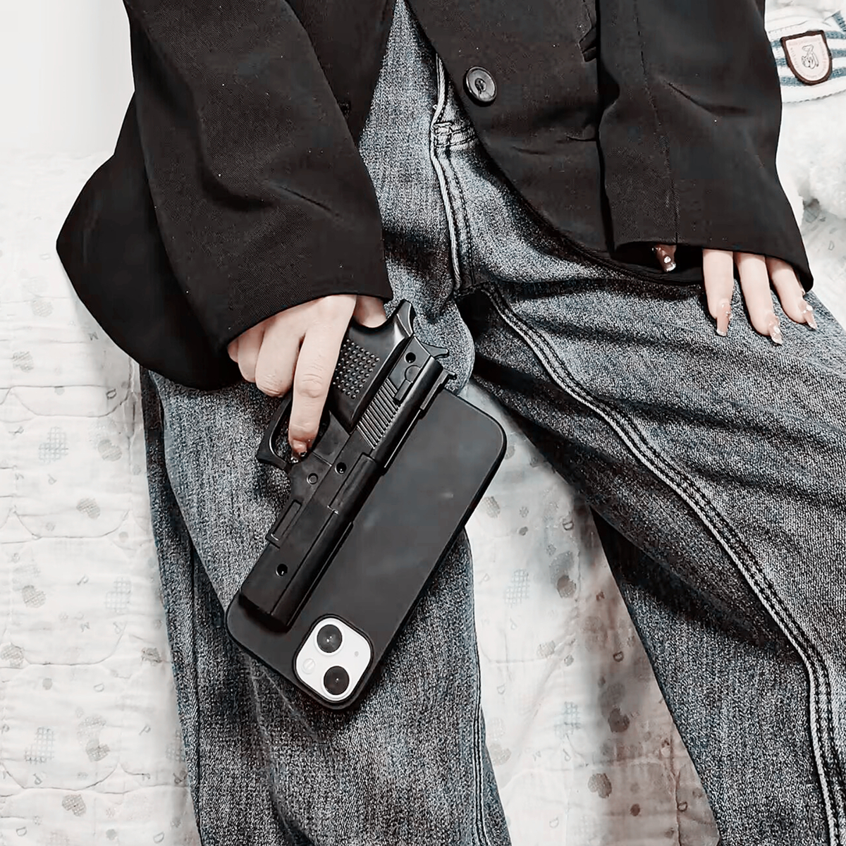 稀奇古怪的手枪型手机壳