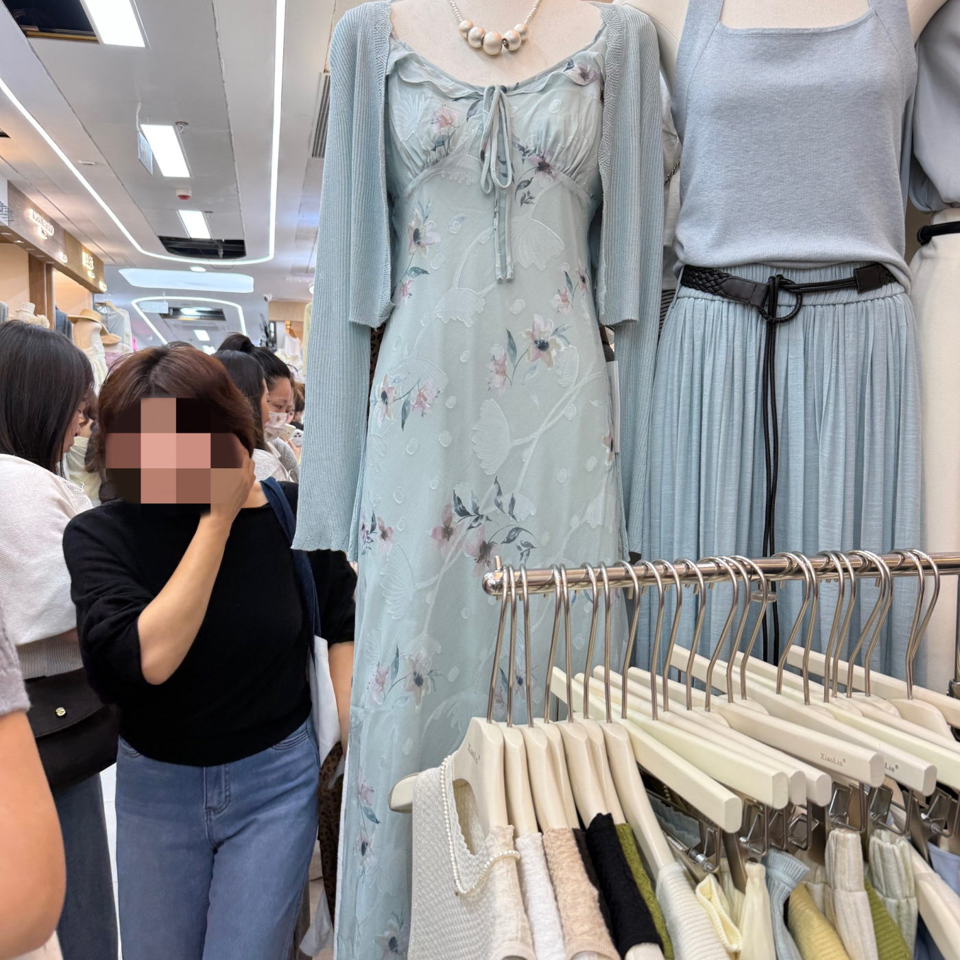 十三行现货2026新款韩版针织开衫印花木耳边连衣裙套装k26073w100