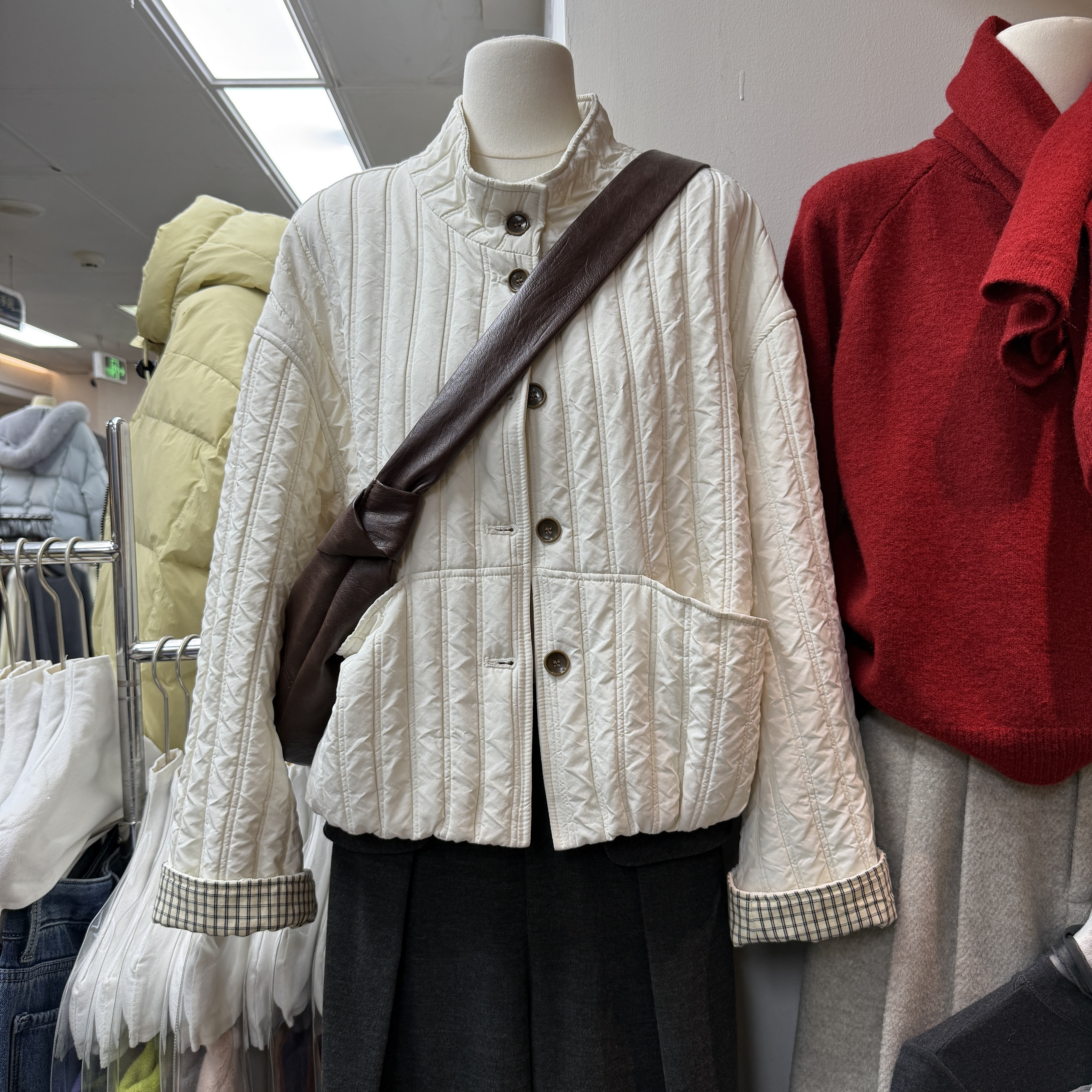 韩系时尚立领纽扣休闲外套棉服