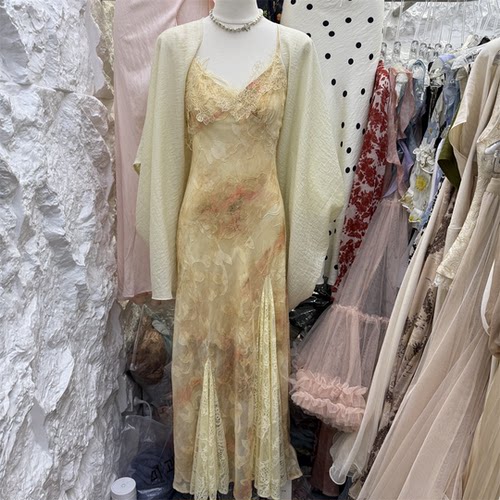 韩版复古披肩蕾丝拼接吊带连衣裙