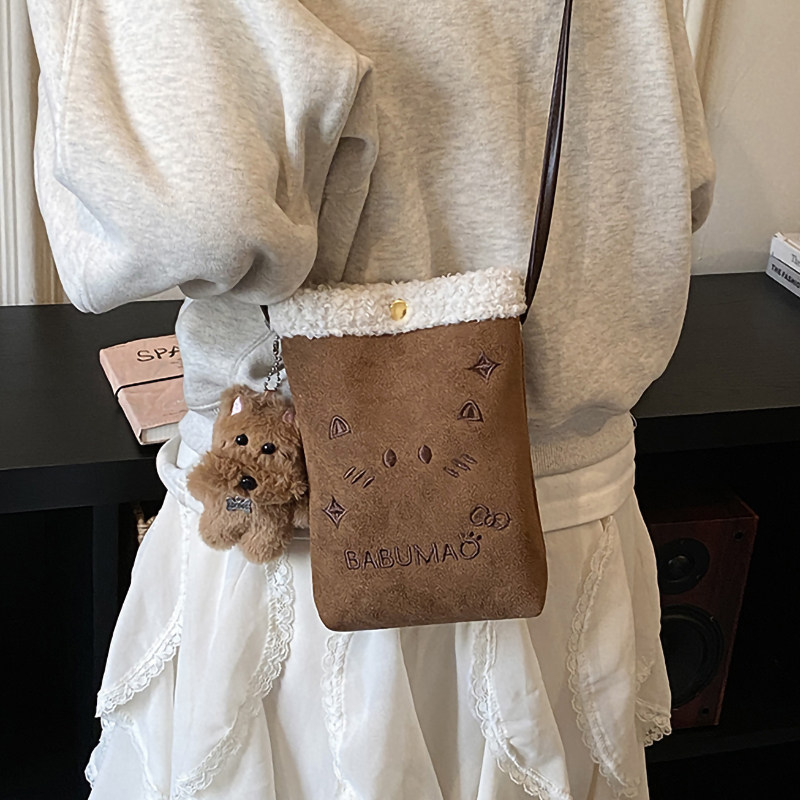复古超火轻便可爱毛绒小包包女2025新款秋冬休闲斜挎包迷你手机包,箱包皮具/热销女包/男包,通用款女包,淘宝优惠券,粉丝福利购,淘宝优惠卷