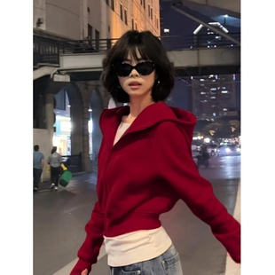 红色卫衣外套女秋冬季保暖2025新款短款连帽拉链开衫加绒加厚上衣
