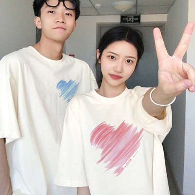 不一样特别的情侣装2026新款春夏季潮流牌高级感套装法式t恤短袖