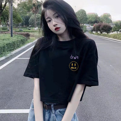 高级感黑色正肩短袖t恤女2026新款爆款小个子短款上衣女高腰显瘦