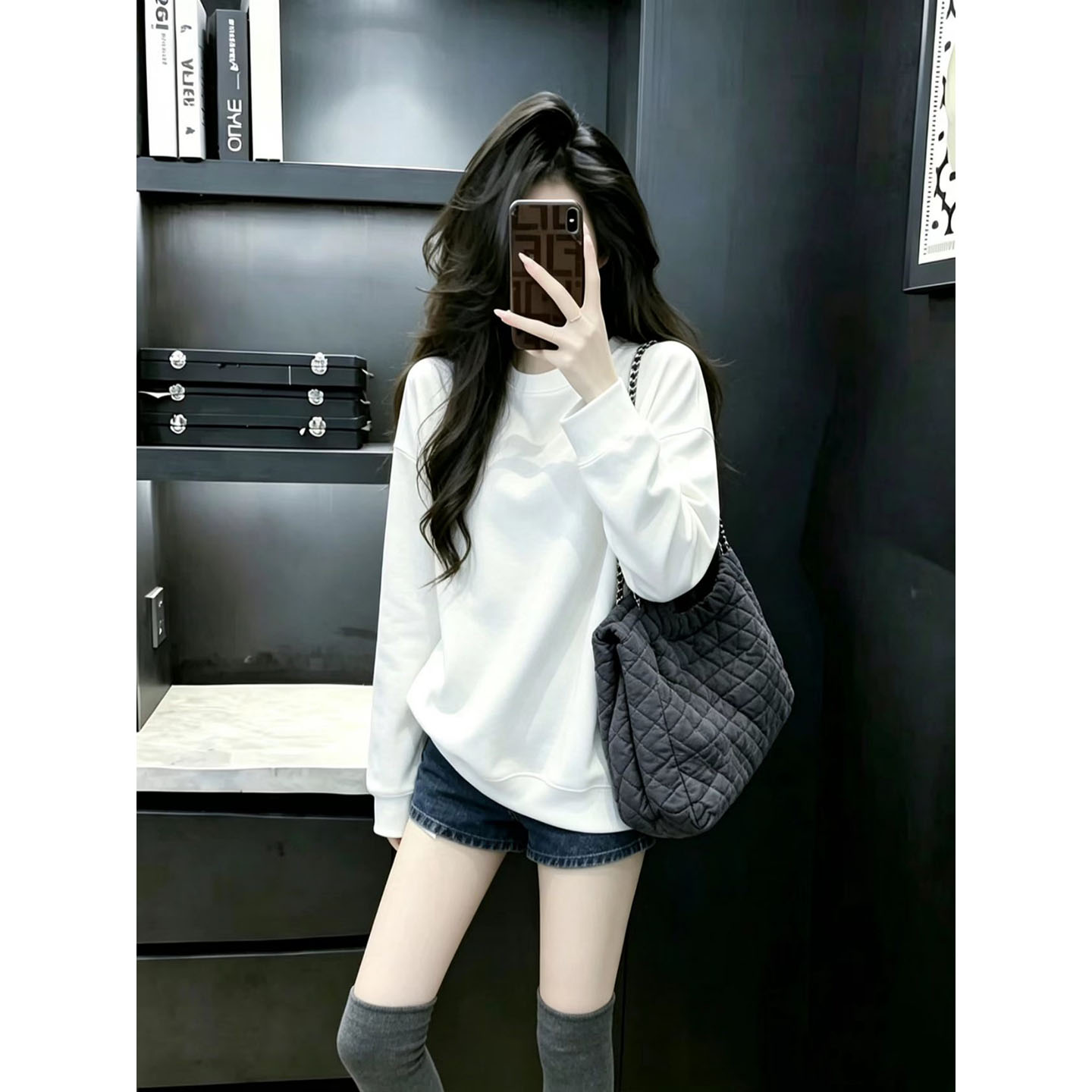 韩版白色圆领卫衣女春秋慵懒宽松套头无帽加绒长袖上衣显瘦小个子