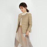 轻薄款羽绒服女2025年冬季新款圆领可变V领短款纯色羽绒服外套，女装羽绒服，岚润乐美服饰
