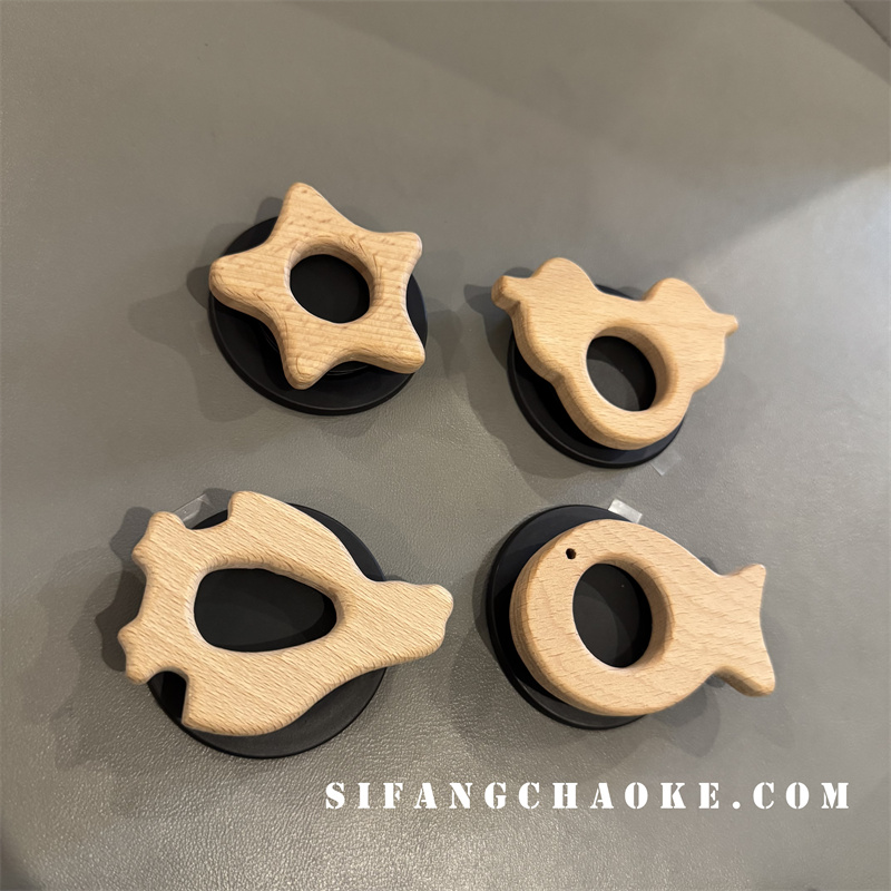 新款木质小鱼磁吸支架手机壳磁吸通用创意伸缩个性防摔网红摆拍