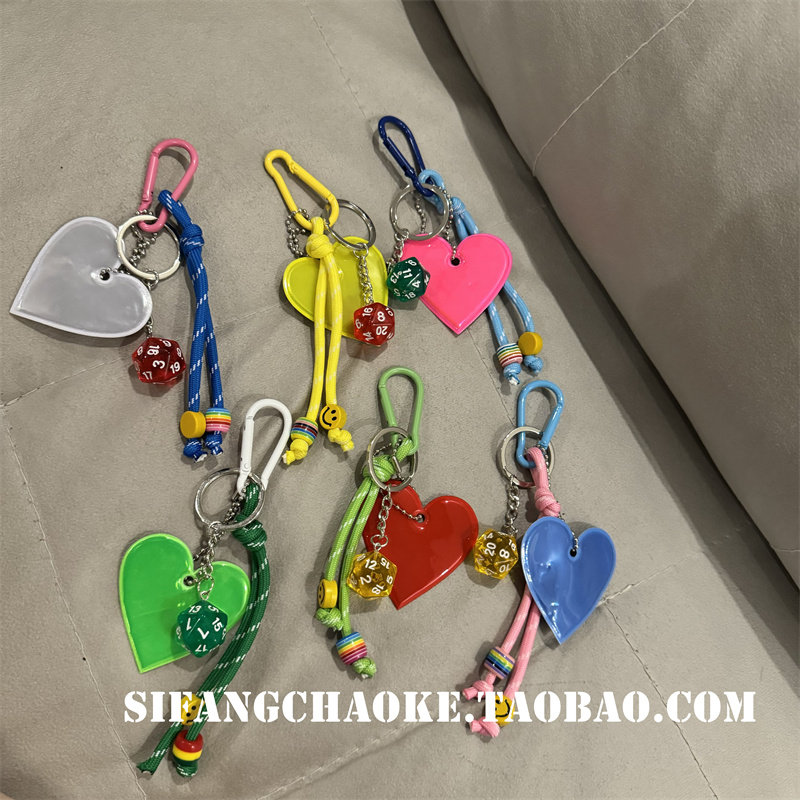 自制尼龙绳短挂绳爱心早秋钥匙扣包包时髦个性新款airpods挂链,节庆用品/礼品,钥匙扣,淘宝优惠券,粉丝福利购,淘宝优惠卷