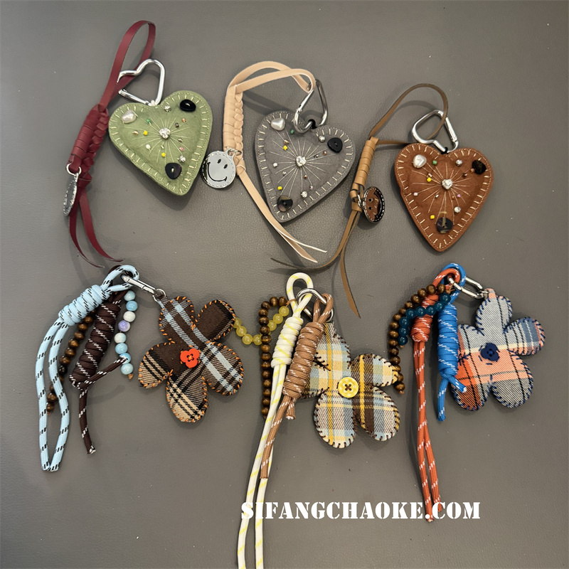 自制线缝爱心布艺韩系车钥匙扣挂件包包挂饰小众创意挂链女