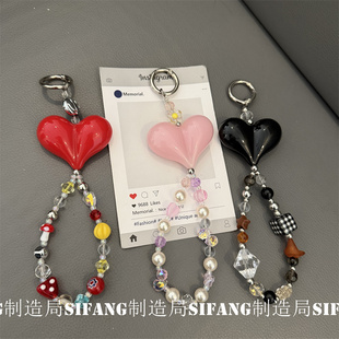 爱心蘑菇挂件书包挂绳耳机套链条装饰手机壳饰品创意耳机套挂链