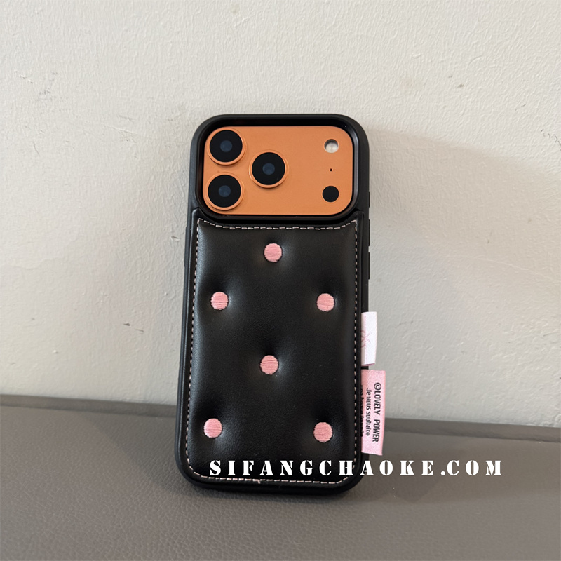 圆形点点爱心镂空皮质适用iPhone17Promax手机壳15/14/16Pro套16PM壳简约15P壳