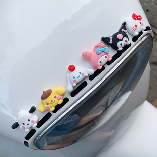 趴趴公仔电动电瓶摩托机车车载汽车中控屏后视镜可爱装饰摆件挂件