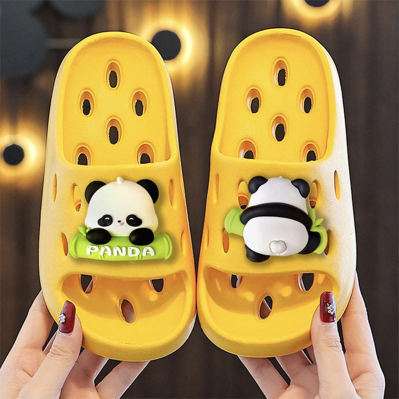 熊猫儿童拖鞋男女童夏2025新款女孩浴室内漏水防滑洗澡女宝宝凉拖