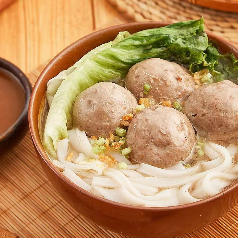 正宗潮汕牛肉牛筋丸汕头特产牛肉丸火锅手打肉丸烧烤麻辣烫食材