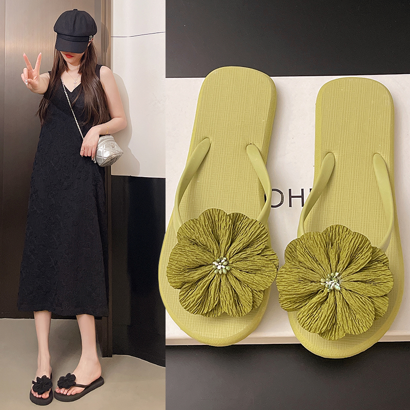 PVC材质平底沙滩人字拖