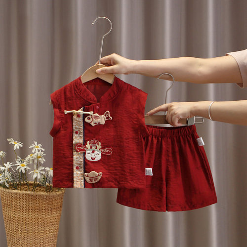 男宝夏套装薄款红色喜庆婴童夏季无袖背心衣服百天周岁礼服两件套