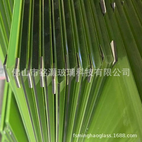 热销厂家批量生产8-12MM绿色烤漆钢化玻璃幕墙隔.断均可使用