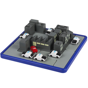 赛车突围桌游惊险拦截警察抓小偷益智桌面游戏迷宫大追捕思维玩具