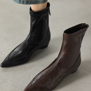 尖头内增高短靴女2025秋冬新款真皮百搭软底弹力瘦瘦靴加绒马丁靴