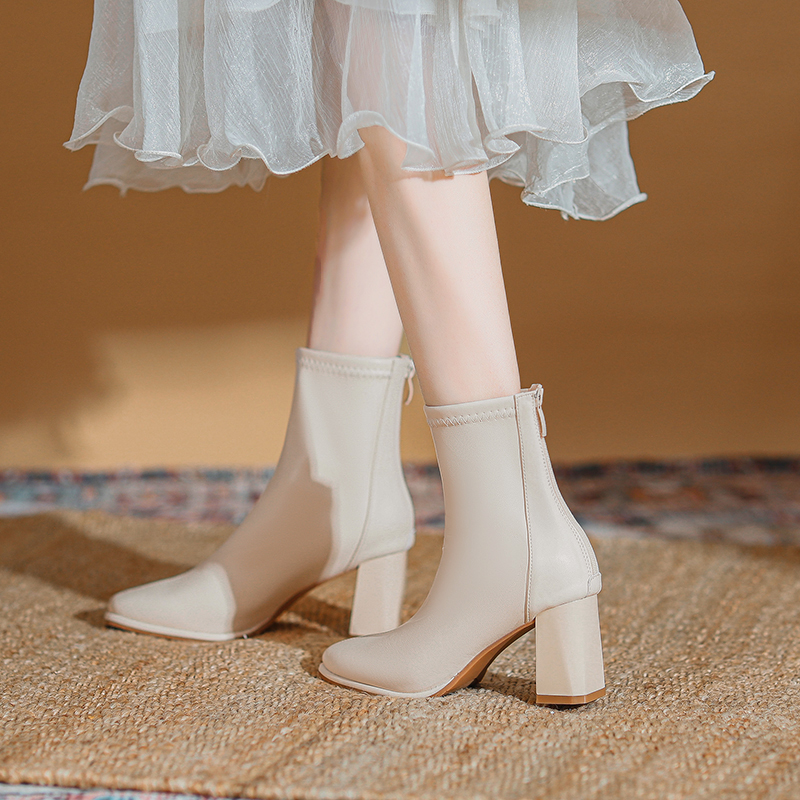 加绒白色瘦瘦靴复古百搭高跟短靴