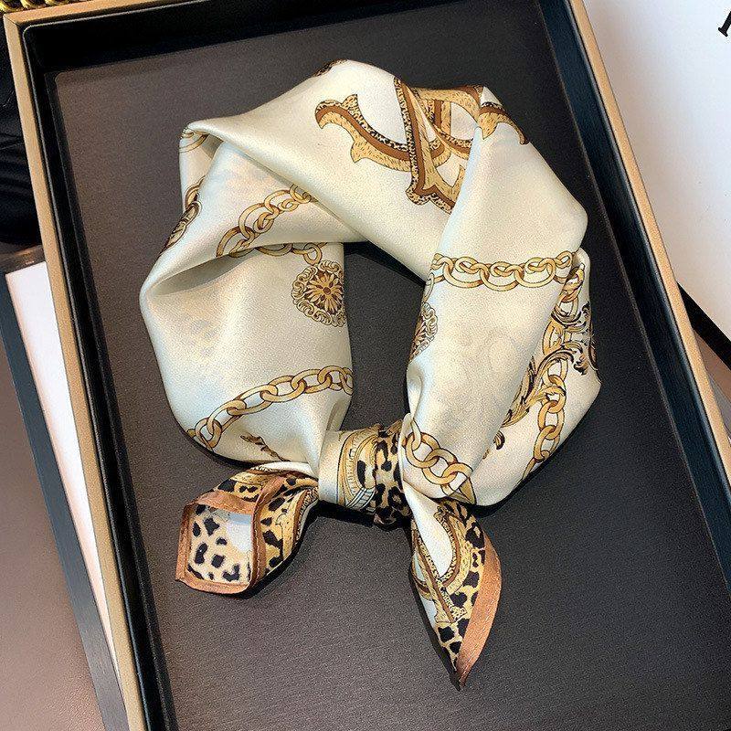 真丝丝巾小方巾女士桑蚕丝围巾春秋夏季薄款时尚百搭复古职业领巾