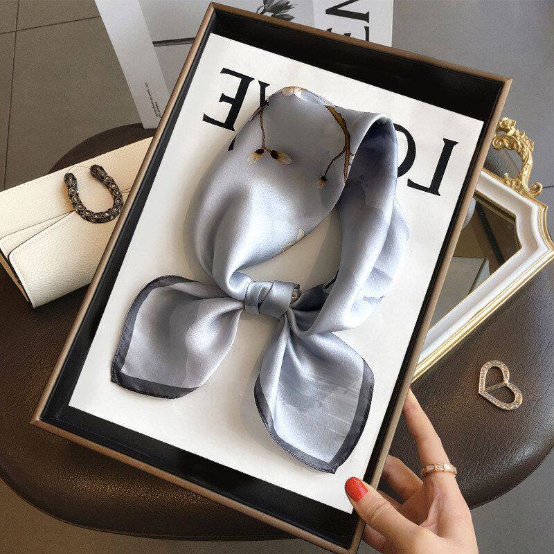 中国风水墨梅花真丝丝巾女春秋百搭气质领巾披肩桑蚕丝方巾