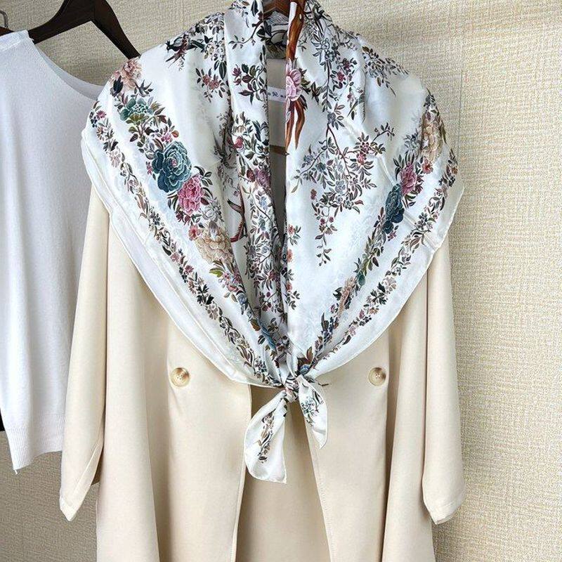 欧美时尚冬日花园110真丝素绉缎方巾桑蚕丝女士春夏防晒丝巾披肩