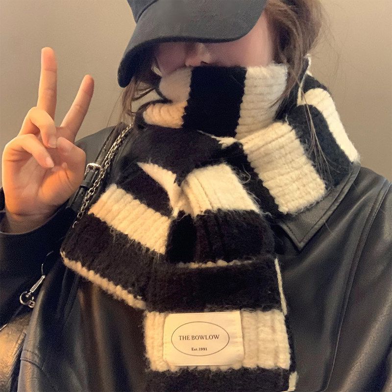 日系撞色黑白条纹毛绒小围巾女
