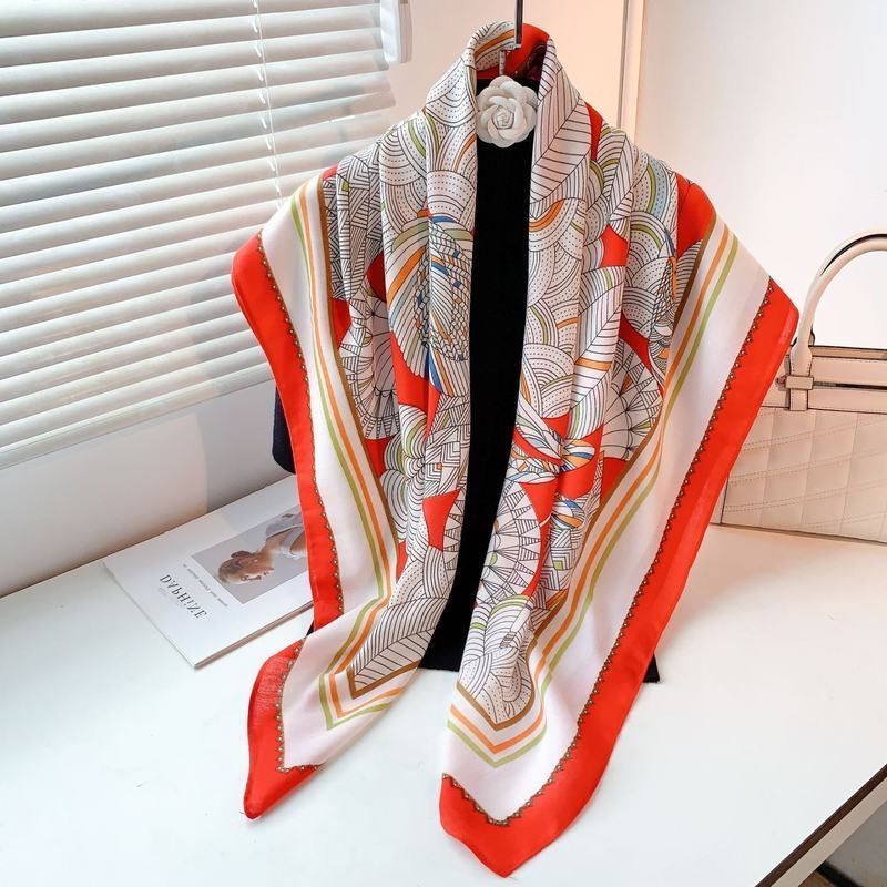 红色披肩女外搭秋冬百搭保暖民族风网红旅游拍照云南大方巾丝巾女