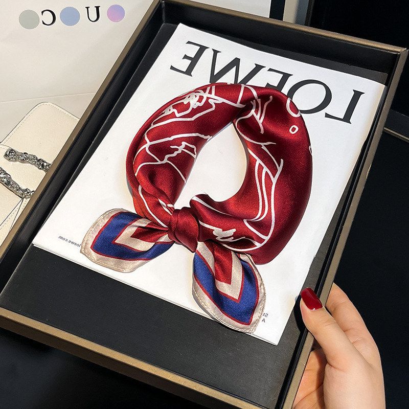 新款百搭女士真丝丝巾轻奢薄款