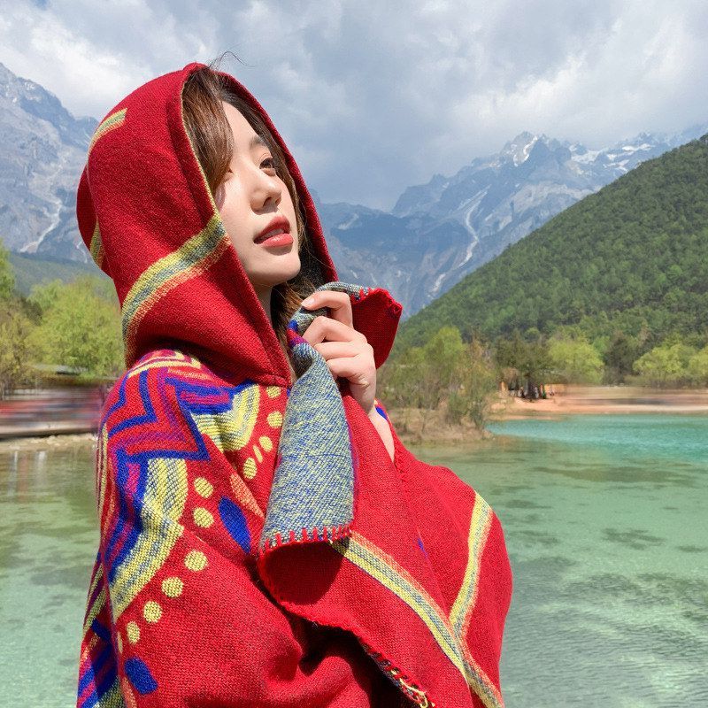 西藏青海湖旅游披肩围巾尼泊尔丽江民族风披风沙漠拍照秋冬女斗篷