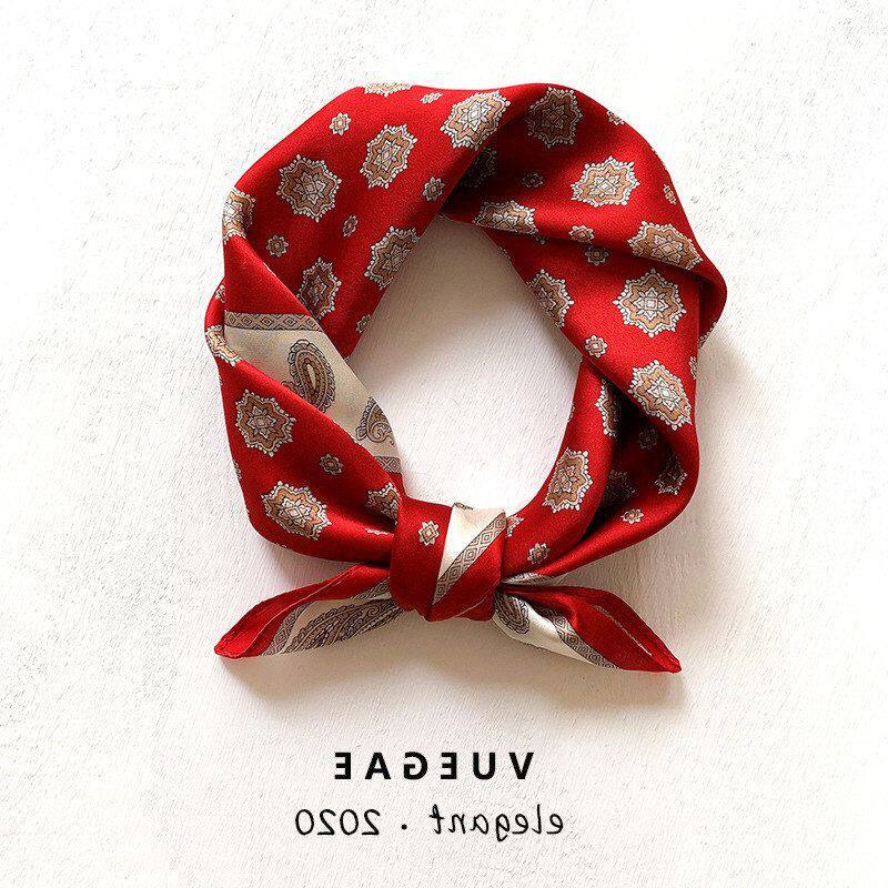 丝巾小方巾女韩国职业气质小领巾春秋新款桑蚕丝真丝围巾女