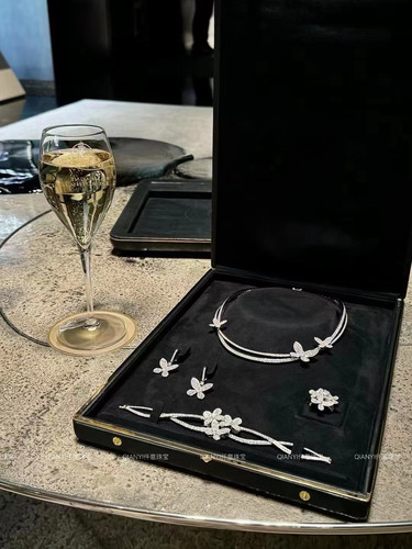 QIANYI仟意珠宝【定制系列】比利时人工钻s925银蝴蝶宴会生日项圈