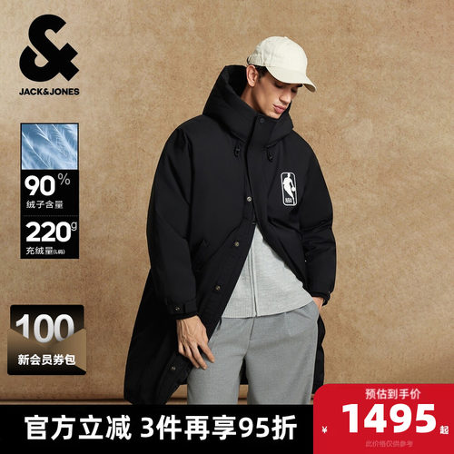 宽松版型；抽绳连帽领型；摁扣拉链双头门襟