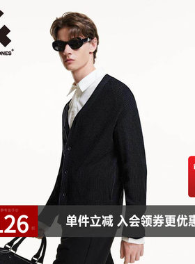 杰克琼斯长袖V领皮牌装饰针织衫