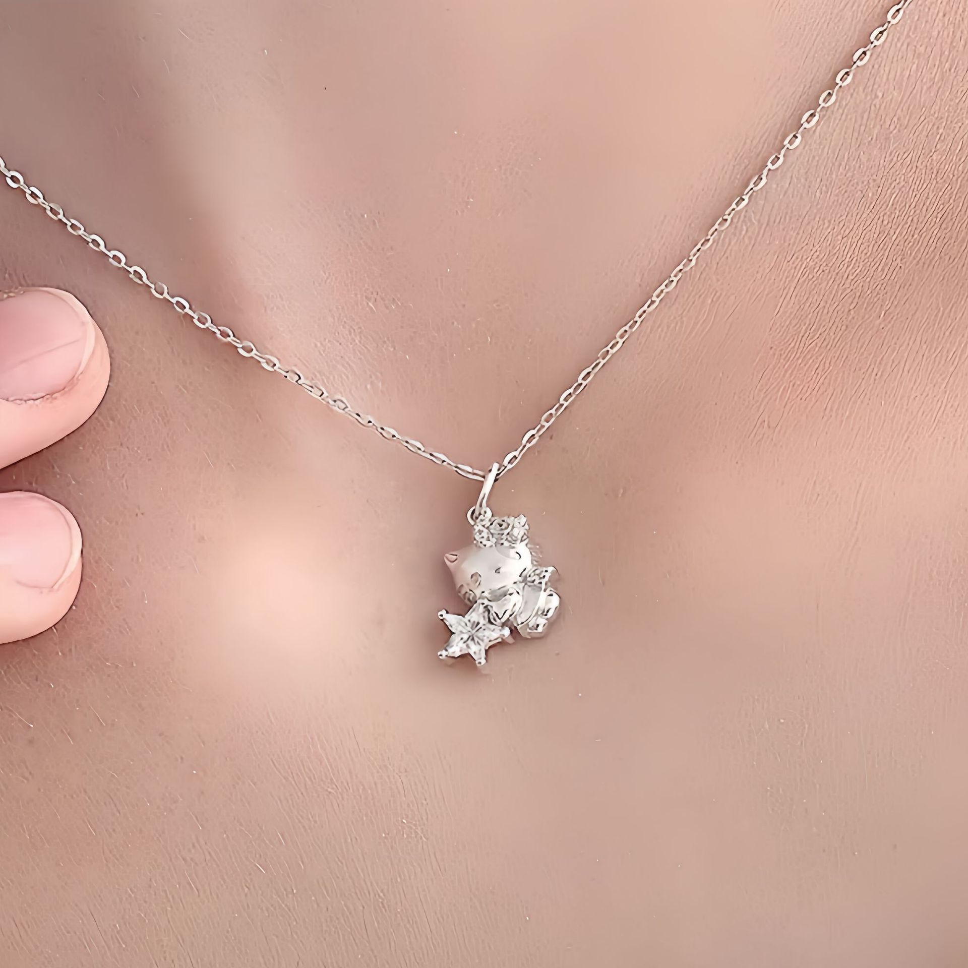 S999足银HelloKitty项链轻奢小众