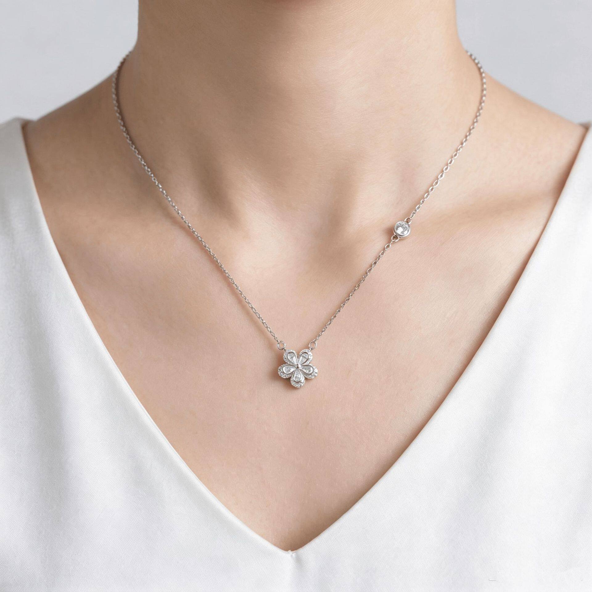 S925纯银花朵锆石项链女轻奢高级