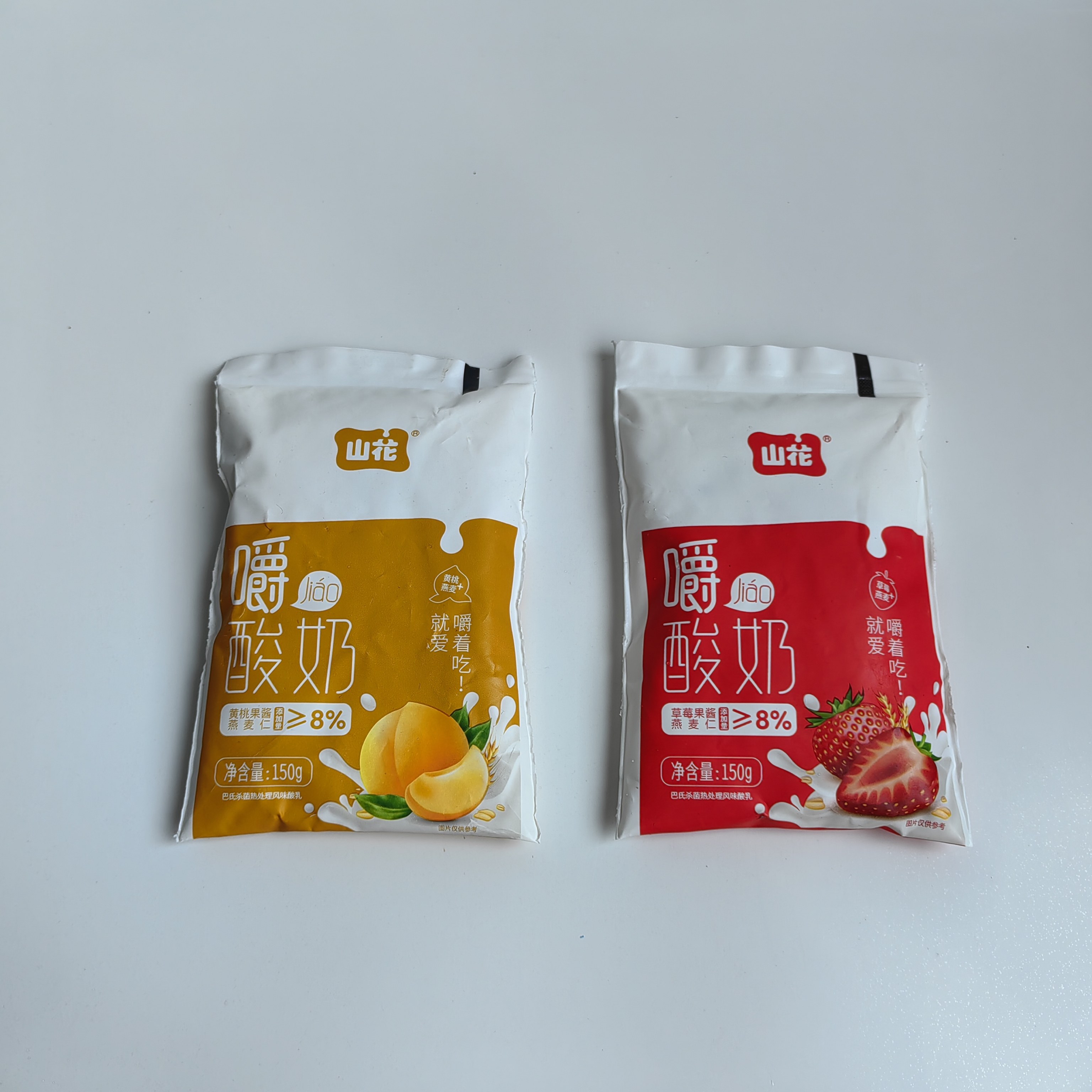山花嚼酸奶草莓燕麦草莓果酱燕麦仁嚼酸奶学生便携酸奶袋装