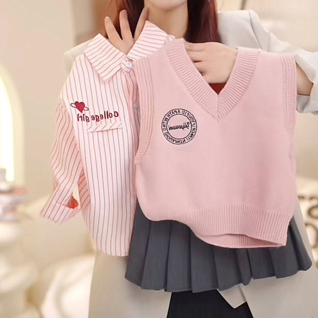 女童春秋套装2026新款粉色针织学院马甲条纹衬衫百褶裙春装三件套