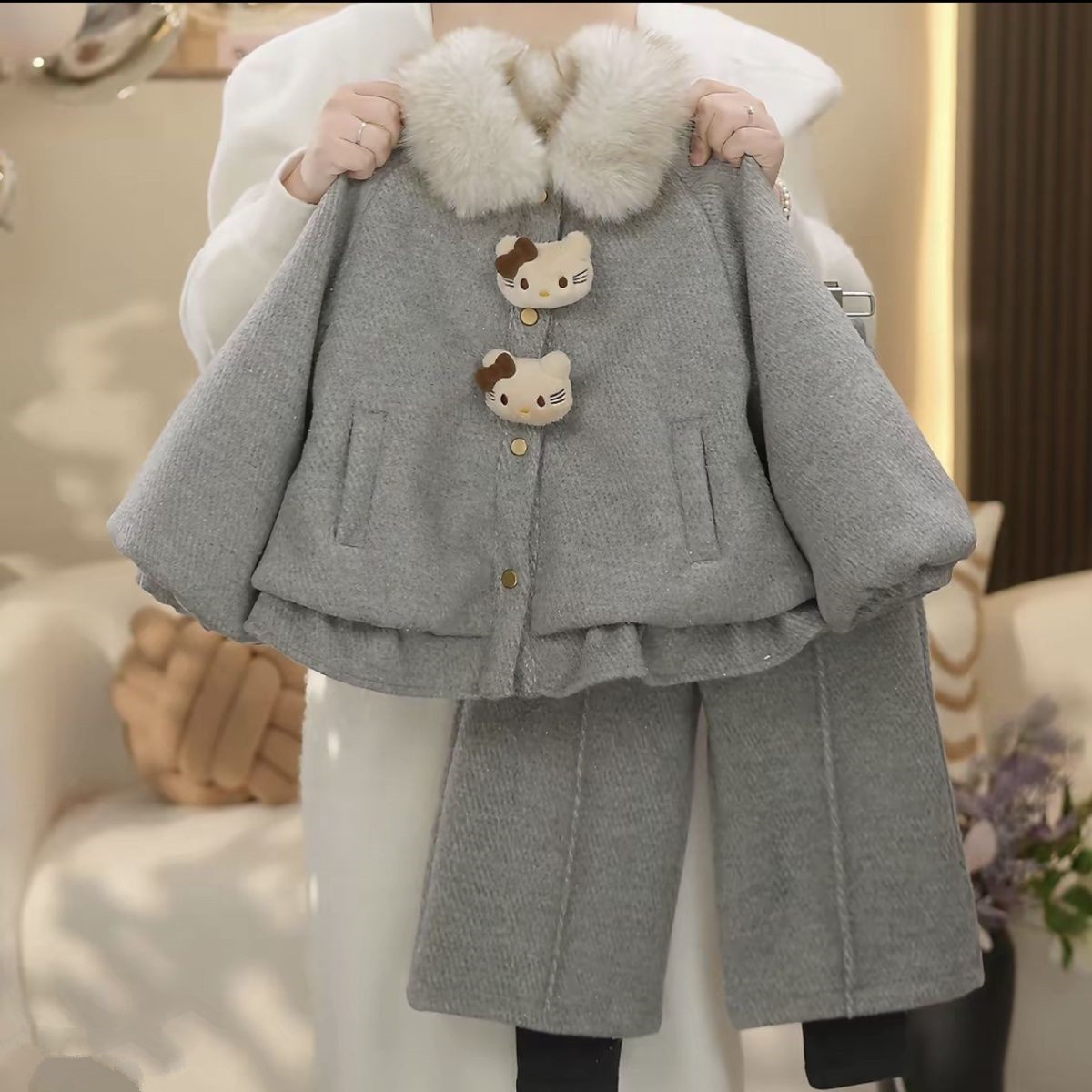 女童2025冬季新款外穿洋气圆领毛毛翻领外套加厚毛呢学院风潮款韩