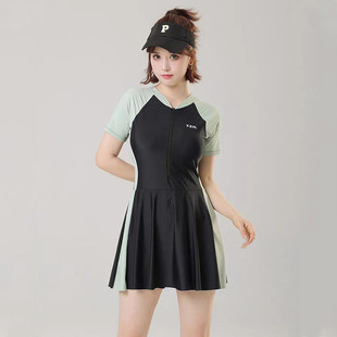 休闲胖MM遮肉特大特肥保守显瘦温泉 连体运动裙式 2026大码 泳衣女款