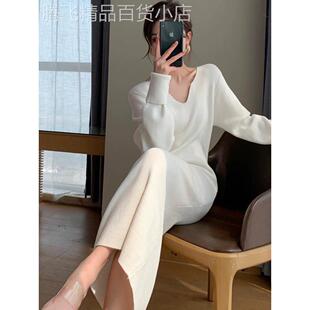 欧洲站2025秋冬新款白色针织连衣裙高级感气质收腰长款打底毛衣裙