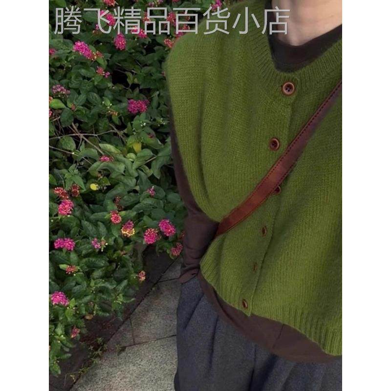 覆古高级感绿色圆领针织开衫背心女秋冬欧货新款外搭坎肩毛衣马甲