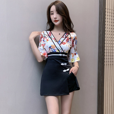 新款减龄足疗店女技师工