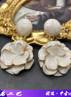 西洋中古耳饰乳白色珐琅釉花朵耳环电镀真金感设计气质耳钉