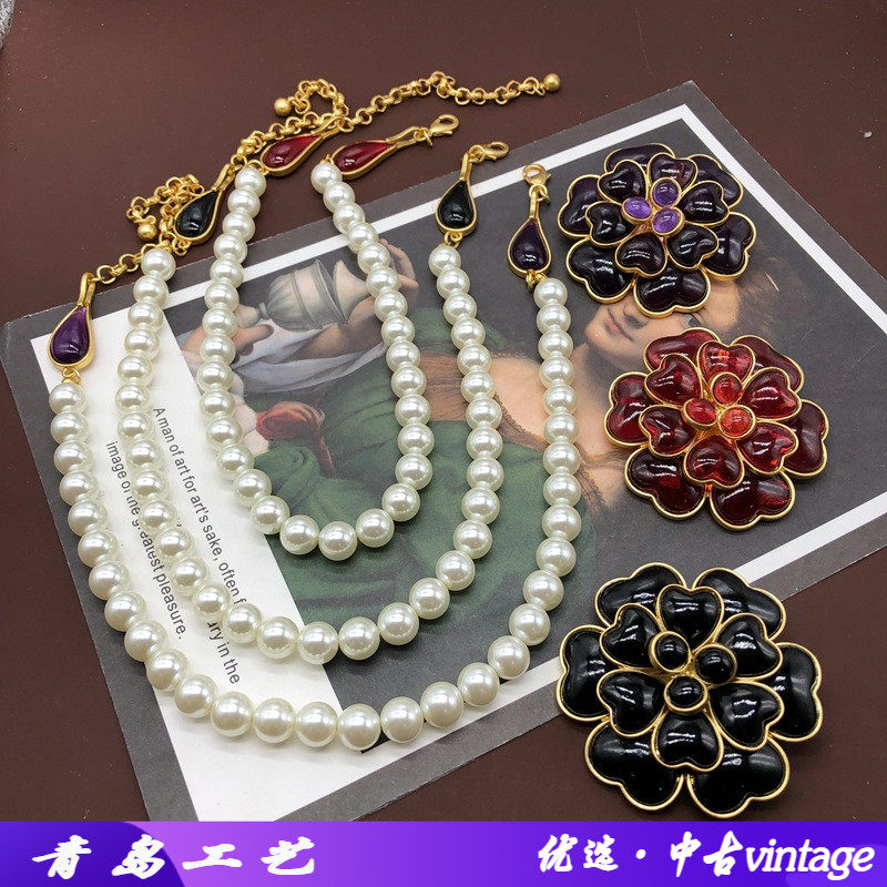 西洋中古白色珍珠项链颈链复古宫廷多层彩色花瓣果冻树脂胸针别针