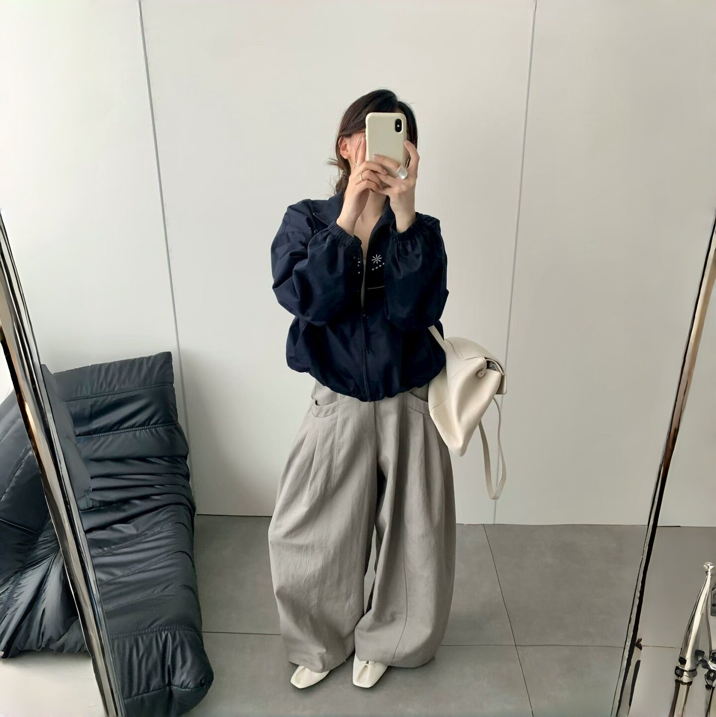 韩系藏青色花朵刺绣短外套女 立领宽松休闲复古小个子棒球夹克