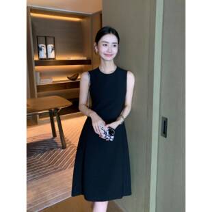 腰修身 Maven 连衣裙女士2025夏季 通勤小黑裙无袖 背心连 Lin简单