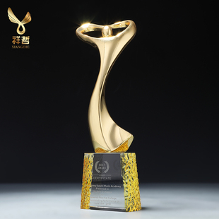 选美奖杯定制 小金人新款定做 爱心奖杯刻字舞蹈慈善季度优秀员工