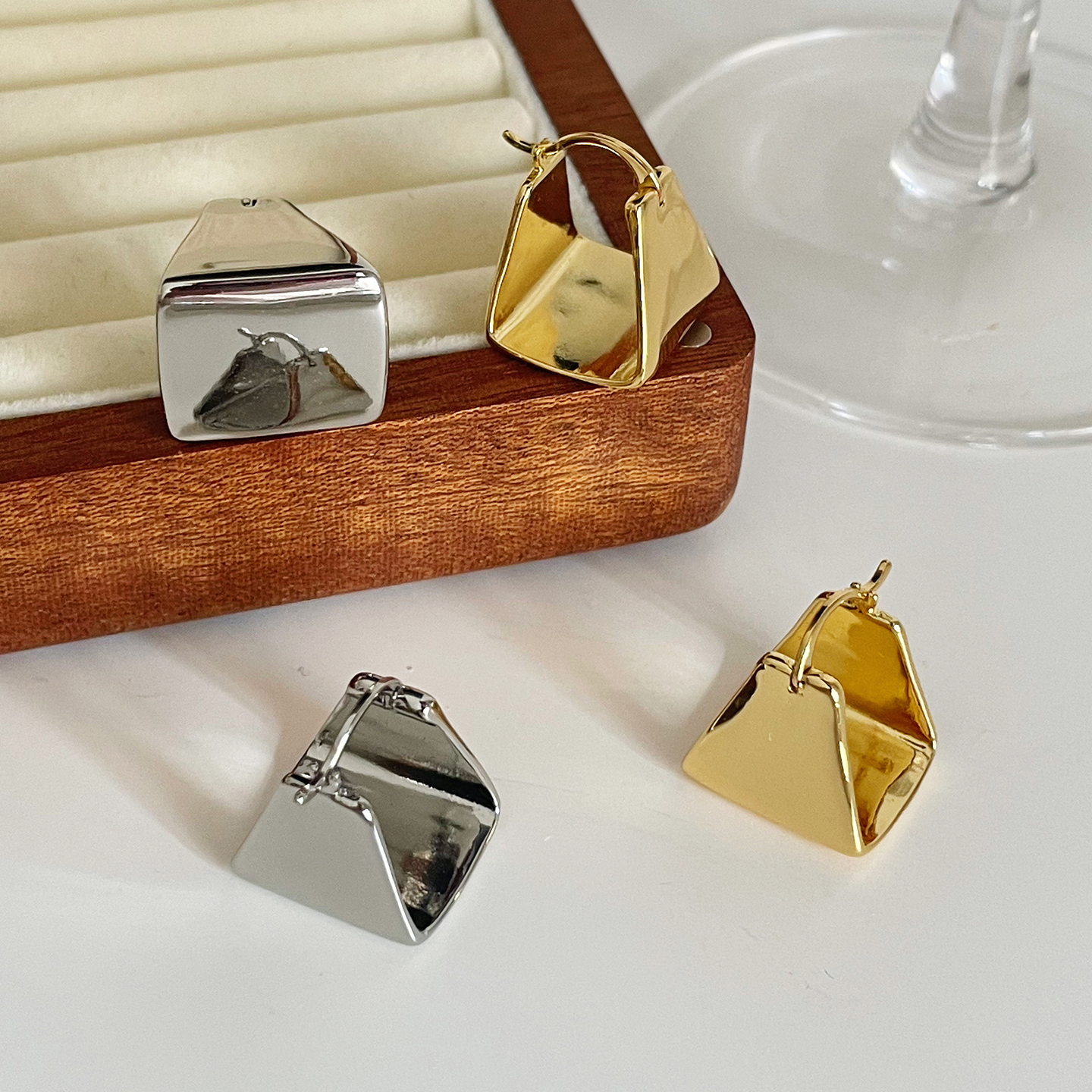 12.12新品#欧美风镜面几何立体三角形耳扣小众轻奢气质金属耳环女